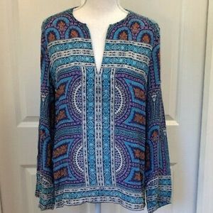 BCBG (s) colorful tunic